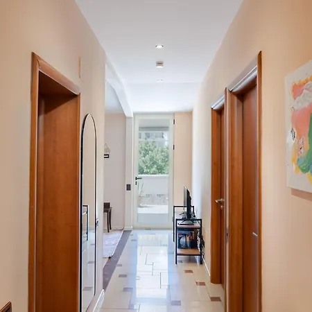 Διαμέρισμα Lola's House *