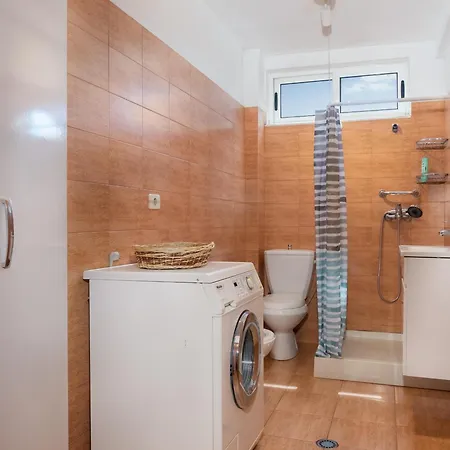 Lola's House דירה טיראנה
