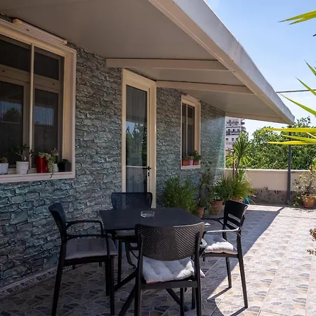 Διαμέρισμα Lola's House